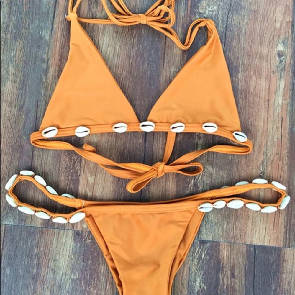 Seashell Cheeky Triangle Bikini Set